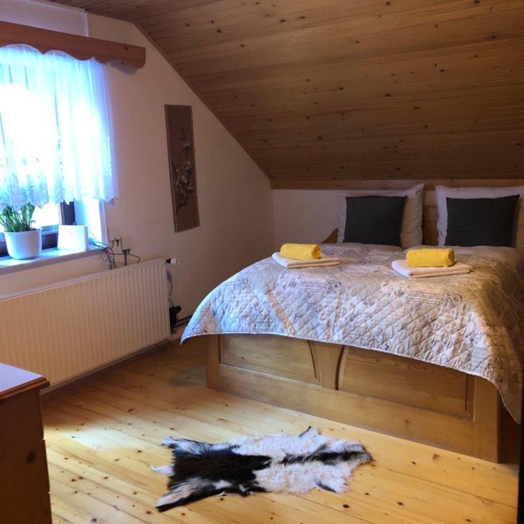 Apartma Cvrsta Trojka Jesenice Luaran gambar