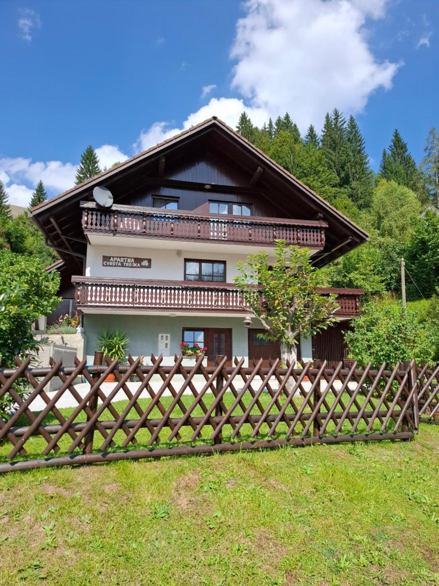 Apartma Cvrsta Trojka Jesenice Luaran gambar